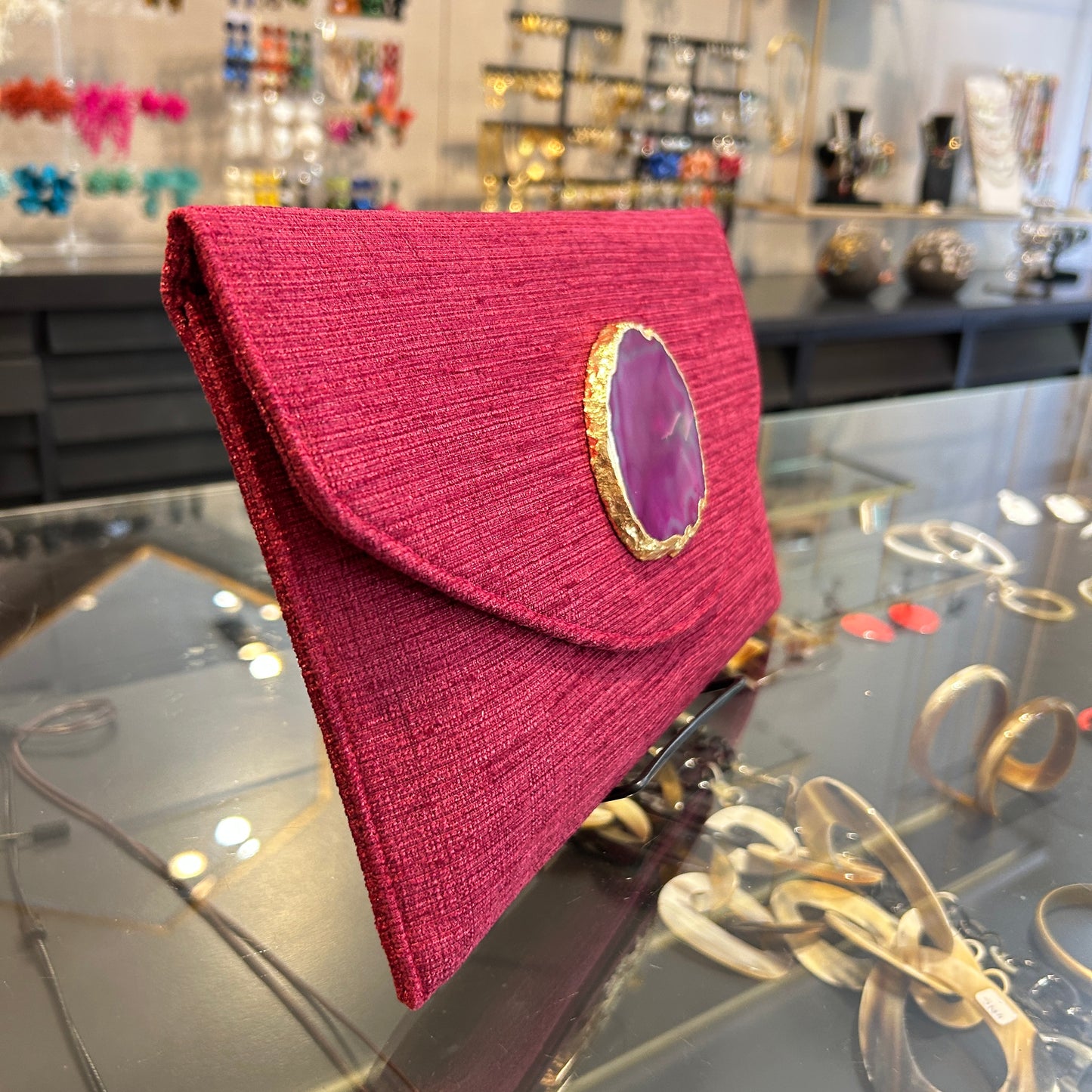 Sobre fucsia con ágata