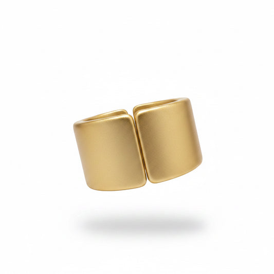 Pulsera dorada opaca