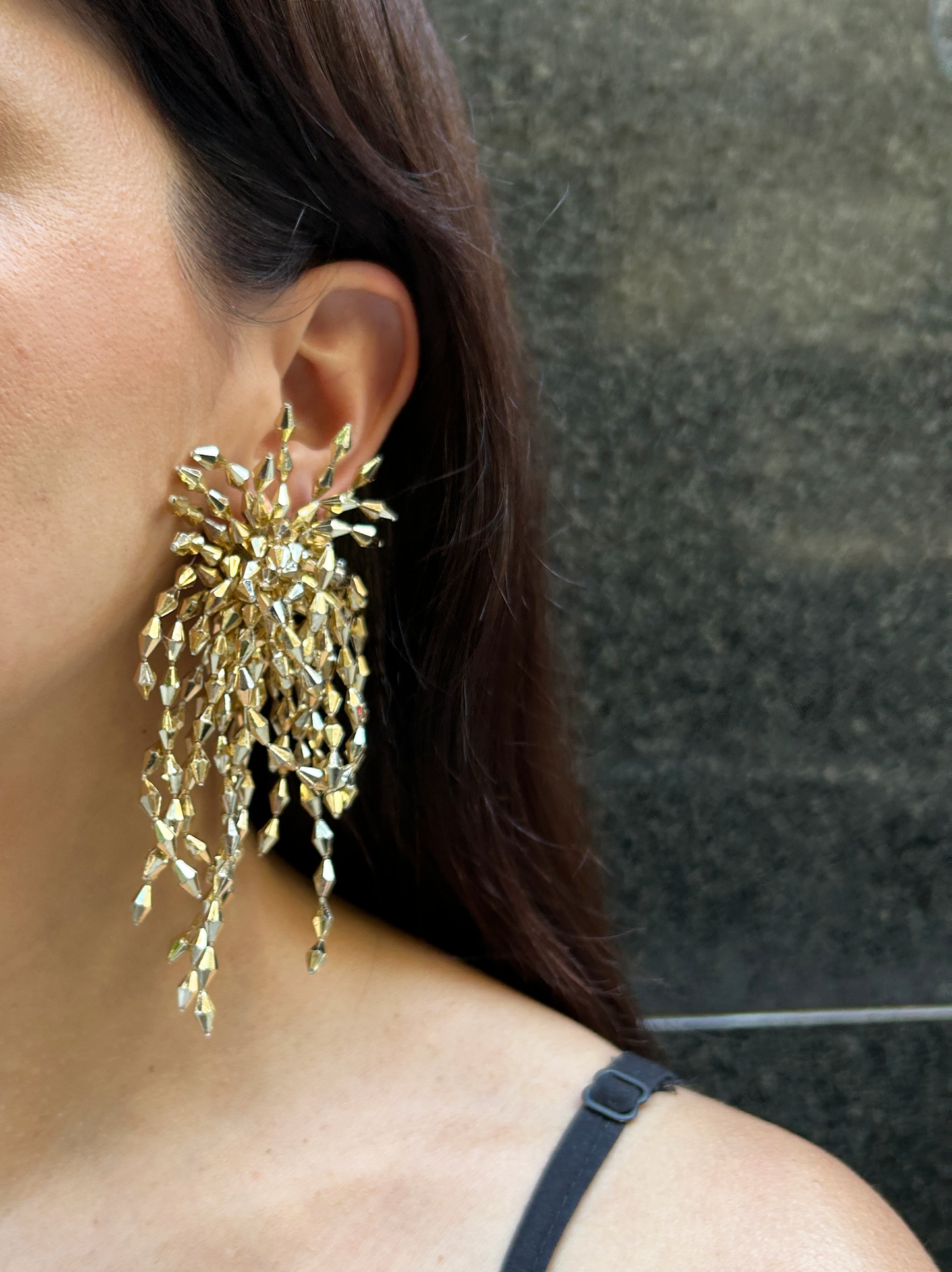 Aros de resina con volumen largo