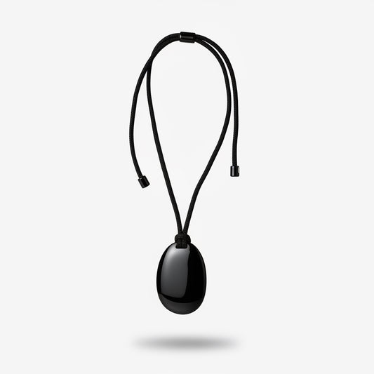 collar de resina negra