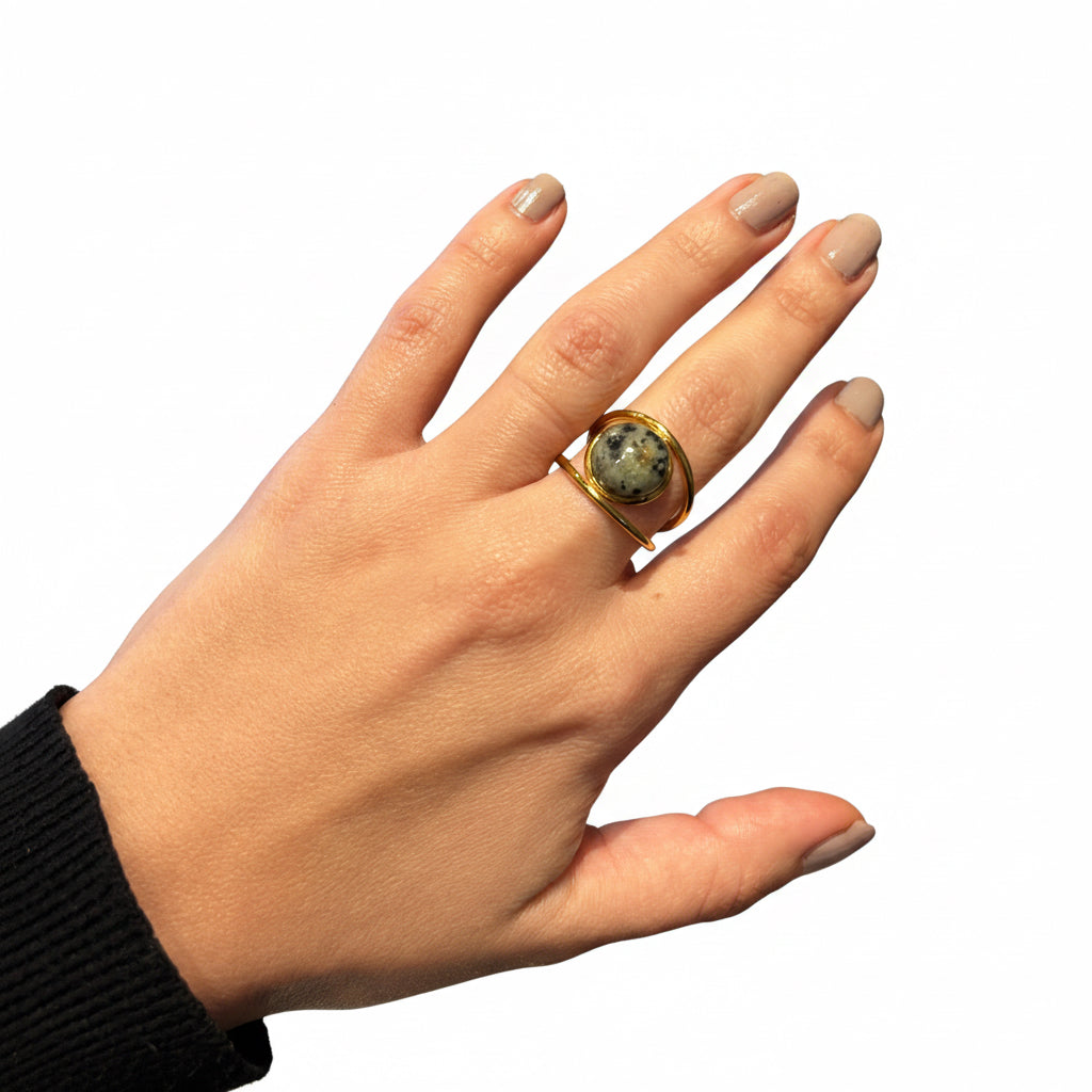 Anillo piedra circular