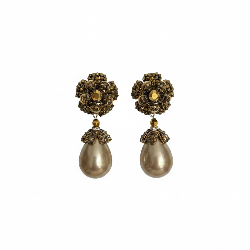 Aros flor con gota dorado