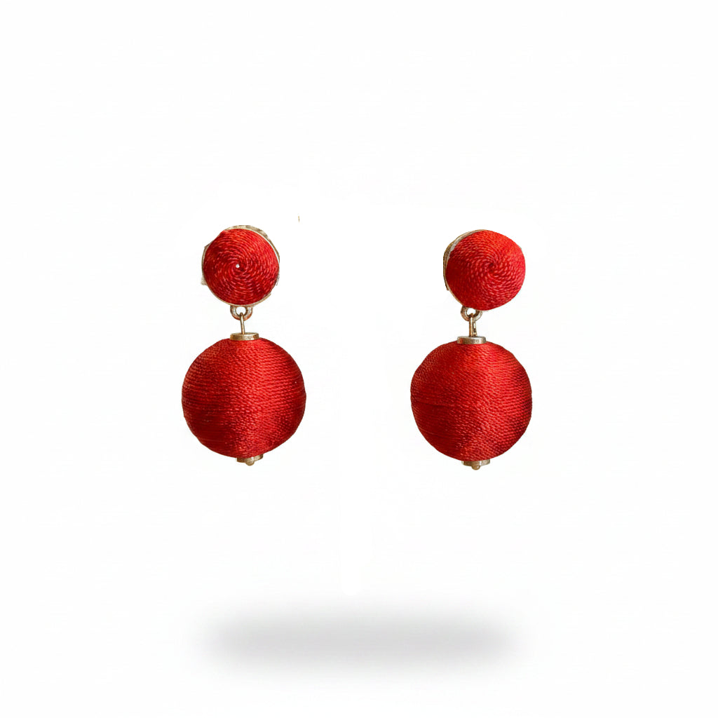 Aros esferas rojos