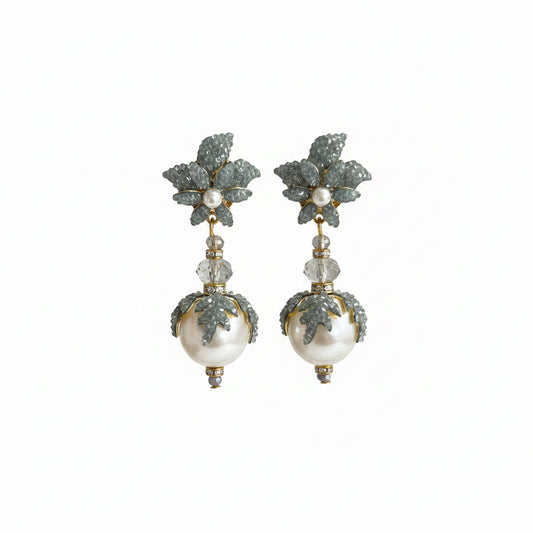 Aros grises y perla