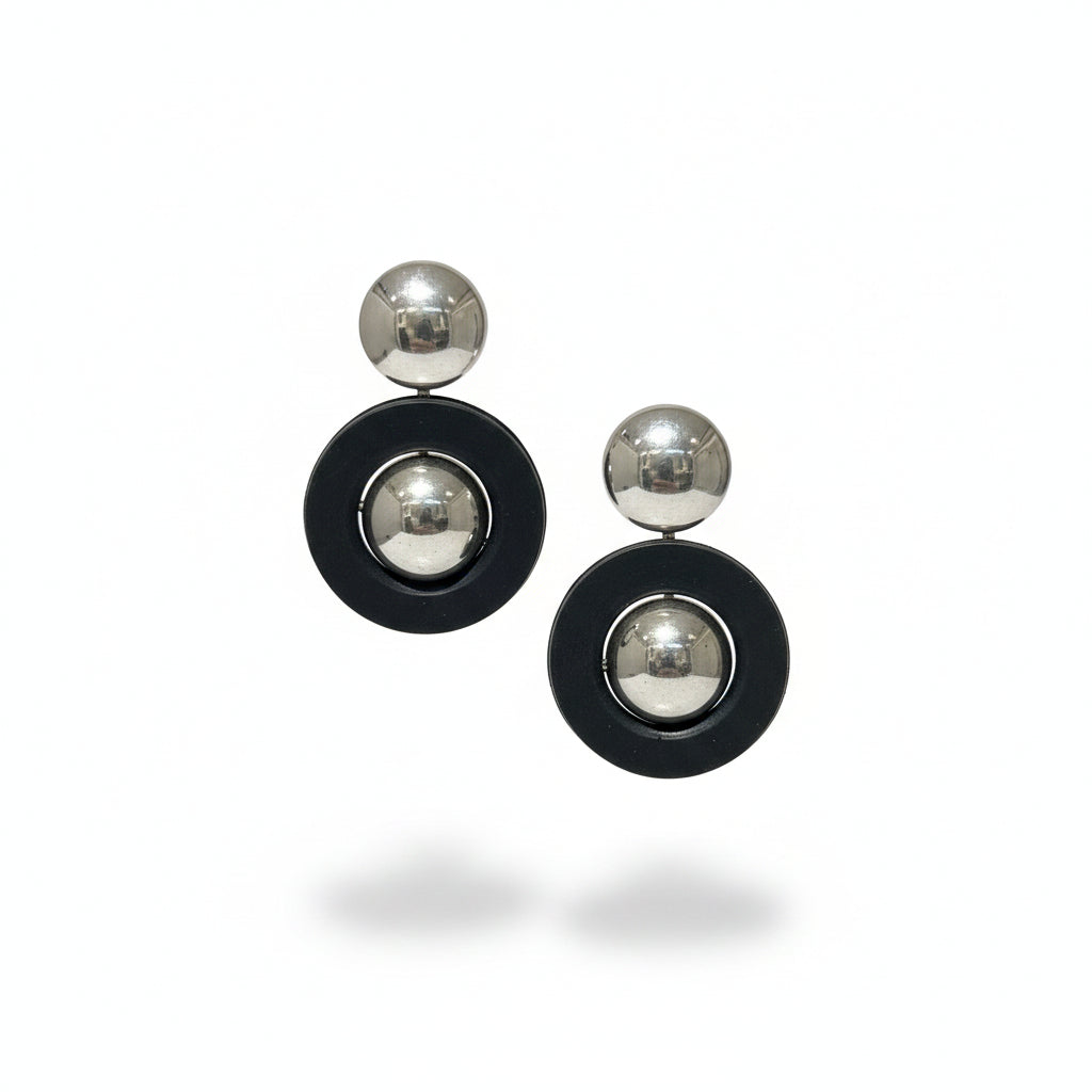 Aros negros y platedos
