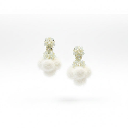Aros blancos con fleco