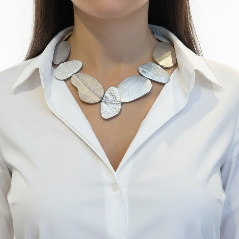 Collar cuero platedo y dorado