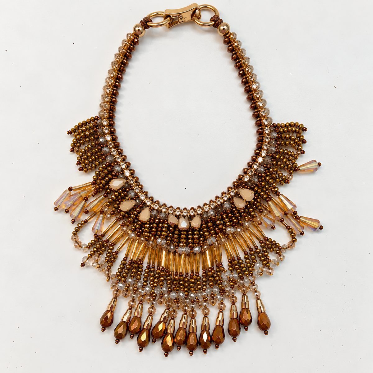 Collar corto lluvia de cristales