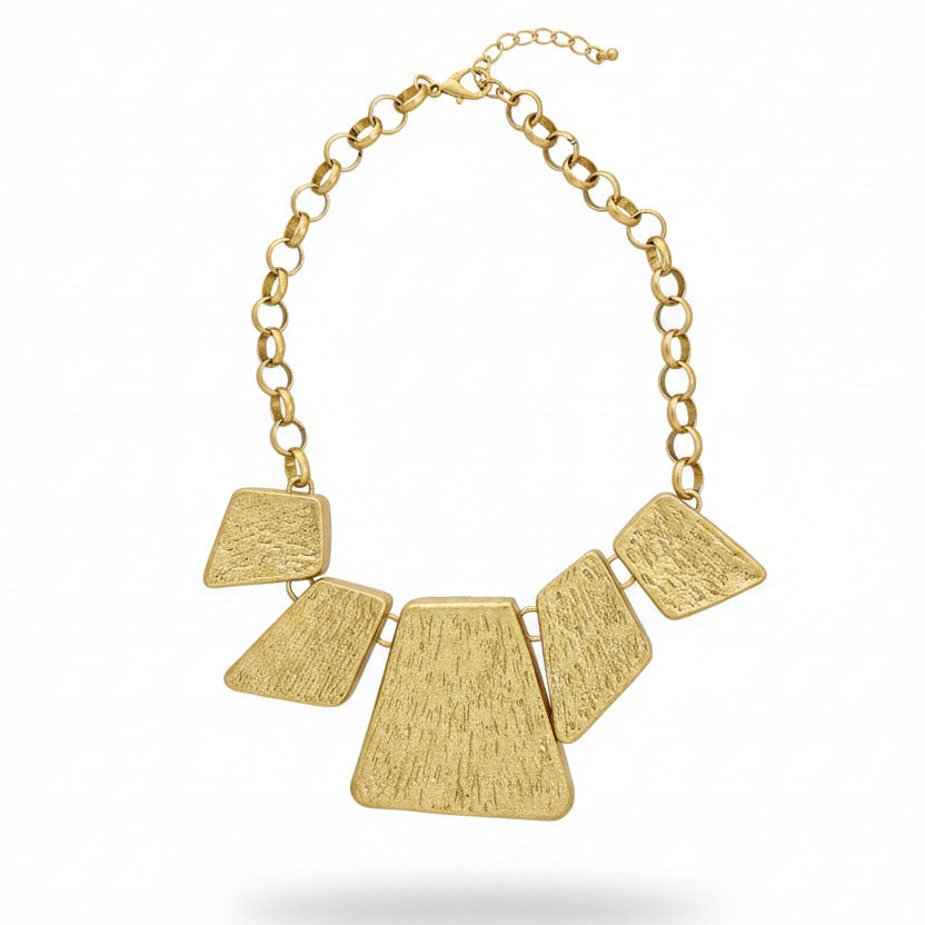 Collar rectangulos dorados