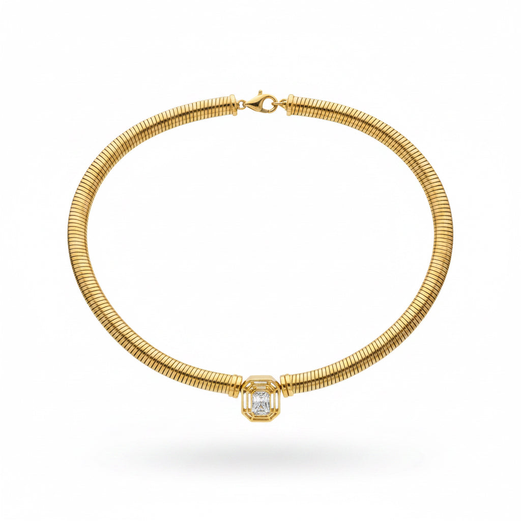 Collar malla dorada con cristal