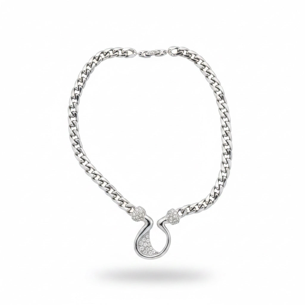 collar plateado 
