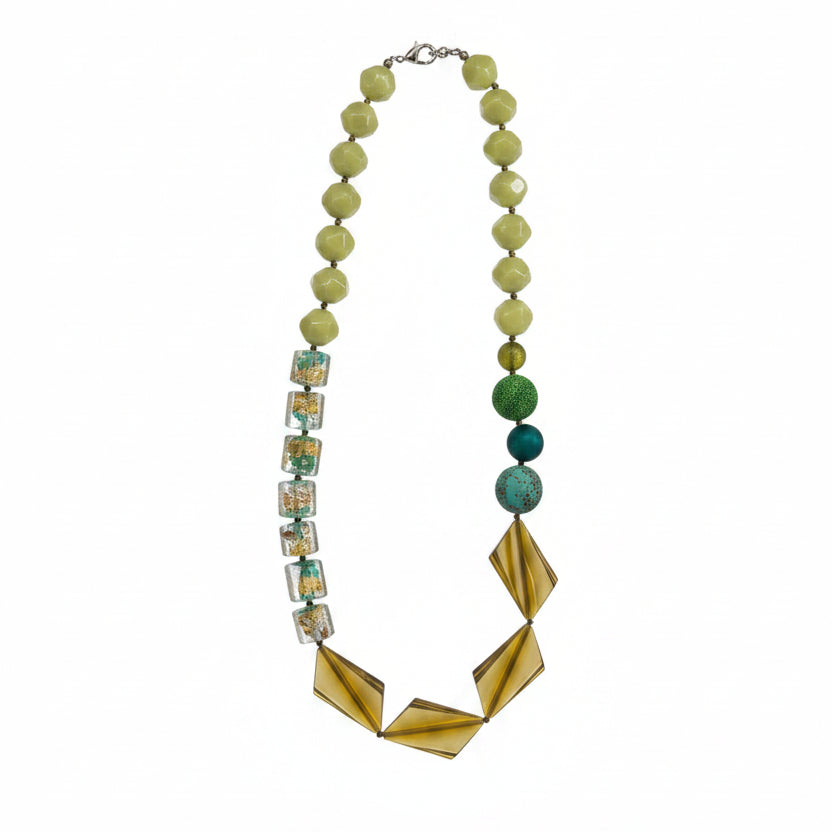 Collar largo verde