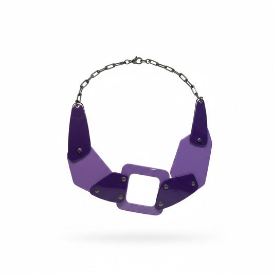 Collar resina violeta