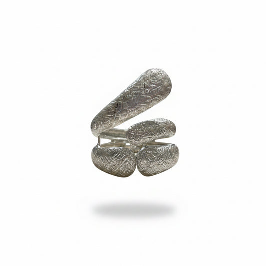 Pulsera plateada opaca